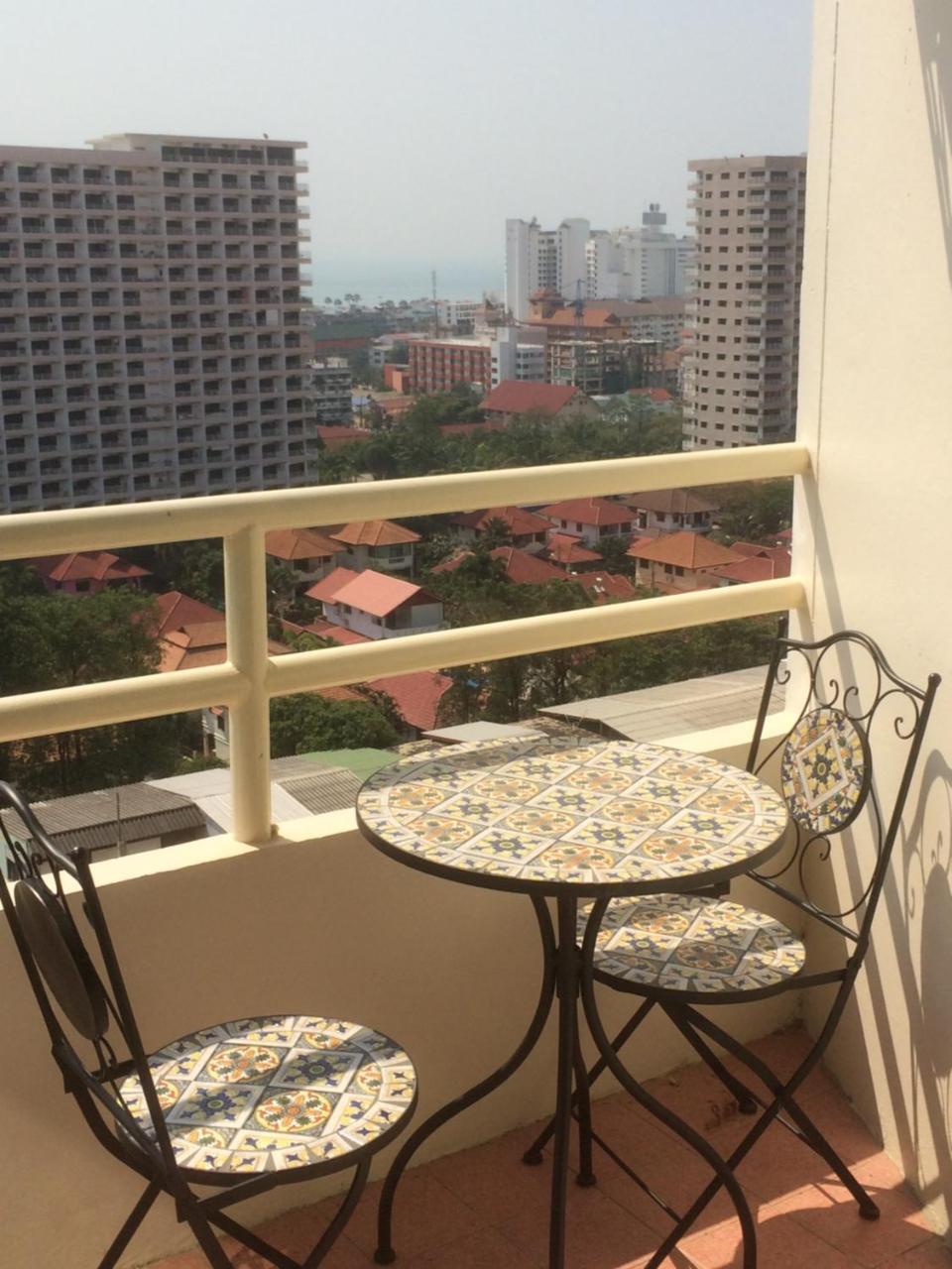 View Talay 1B Serviced Apartments Pattaya Εξωτερικό φωτογραφία